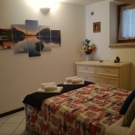 Appartamento Borgo Antico Oliveto Lario Экстерьер фото
