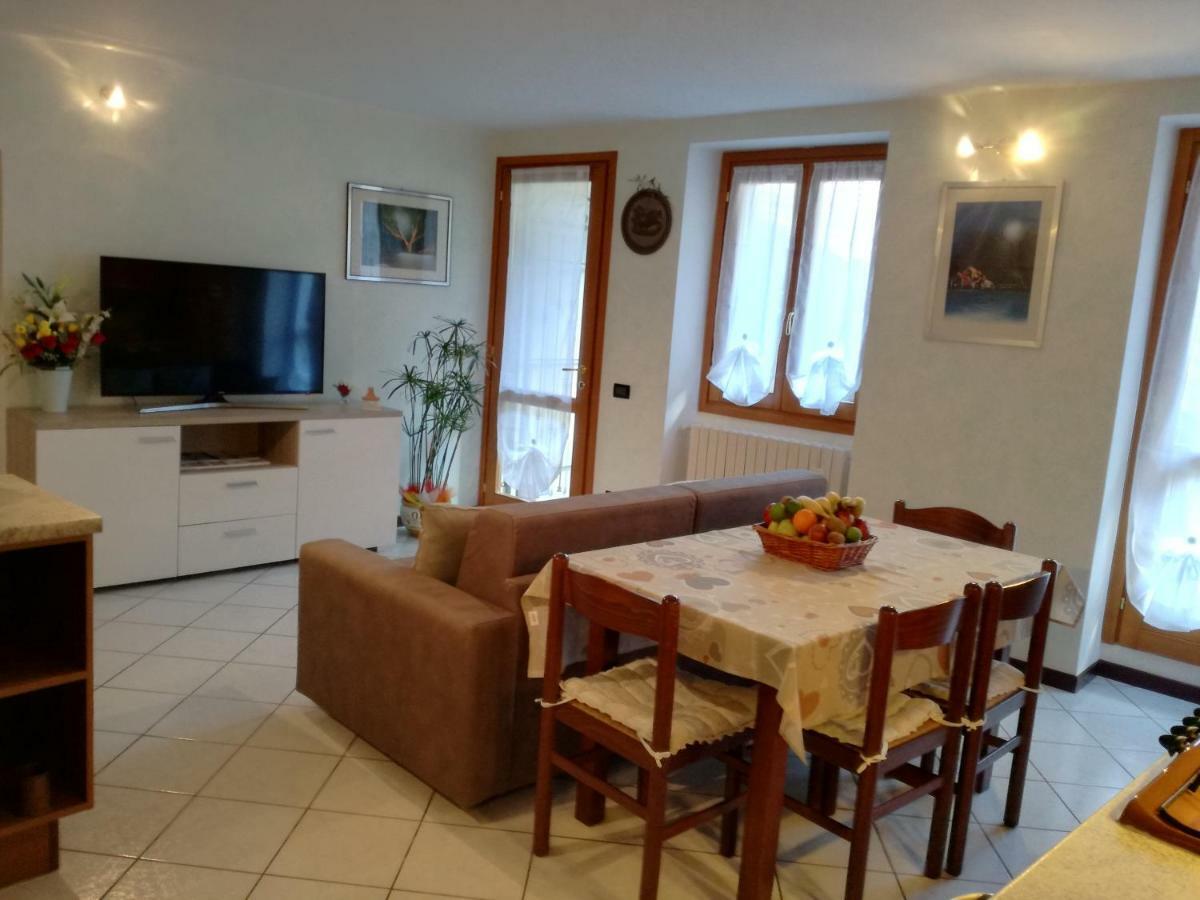 Appartamento Borgo Antico Oliveto Lario Экстерьер фото