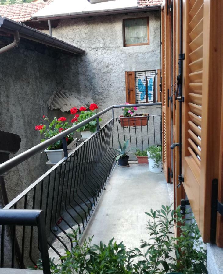 Appartamento Borgo Antico Oliveto Lario Экстерьер фото